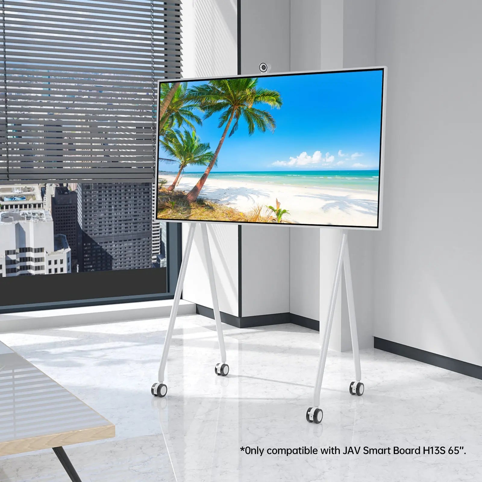 JAV H10S Smart Board demonstrating QR code sharing
